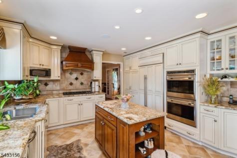 200 Raritan Lane Readington NJ 08889