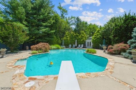 200 Raritan Lane Readington NJ 08889