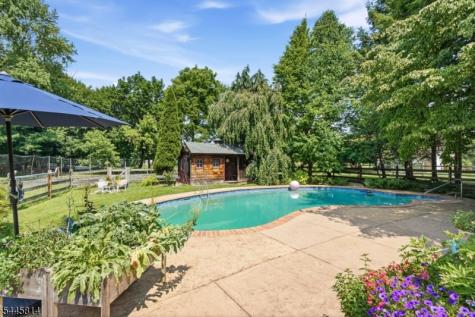 327 Willow Grove Street Hackettstown NJ 07840