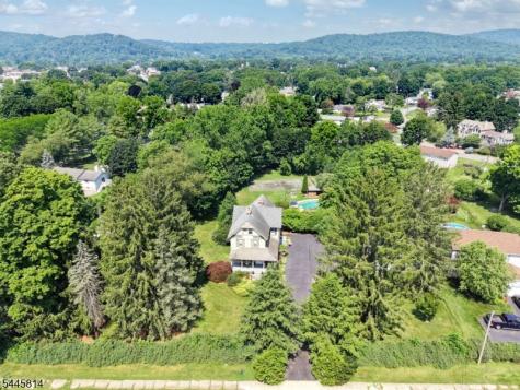 327 Willow Grove Street Hackettstown NJ 07840