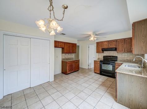 8 Kerry Place Mount Olive NJ 07836