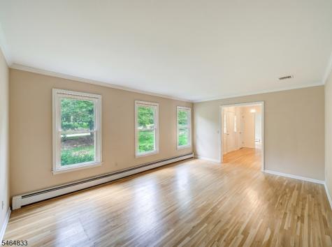 8 Kerry Place Mount Olive NJ 07836