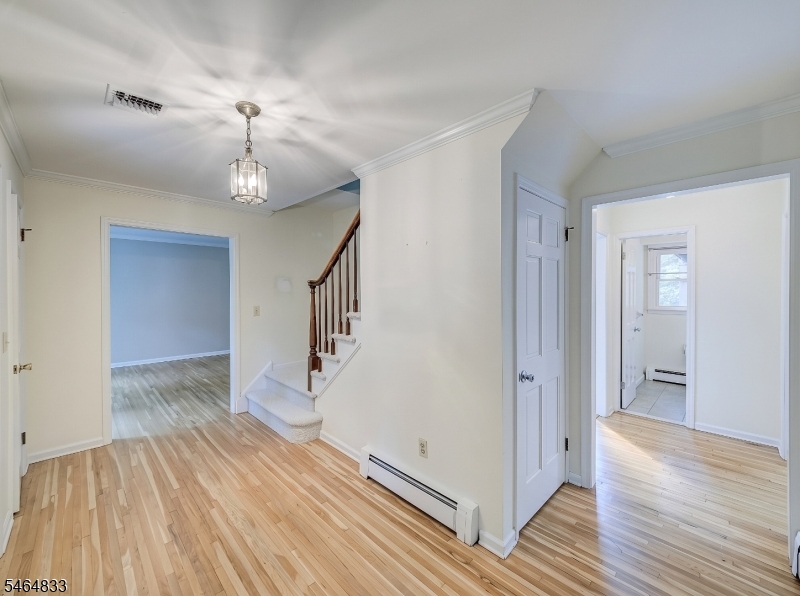 8 Kerry Place Mount Olive NJ 07836