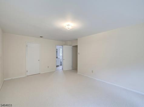 8 Kerry Place Mount Olive NJ 07836