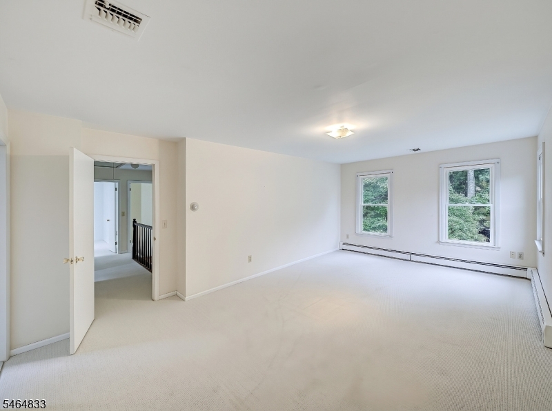 8 Kerry Place Mount Olive NJ 07836