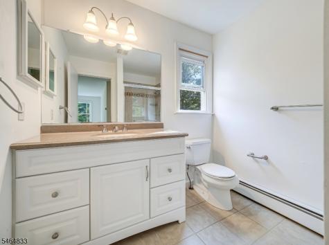 8 Kerry Place Mount Olive NJ 07836