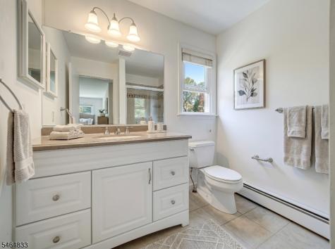 8 Kerry Place Mount Olive NJ 07836