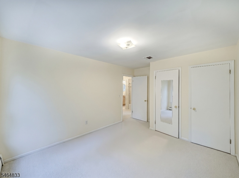 8 Kerry Place Mount Olive NJ 07836