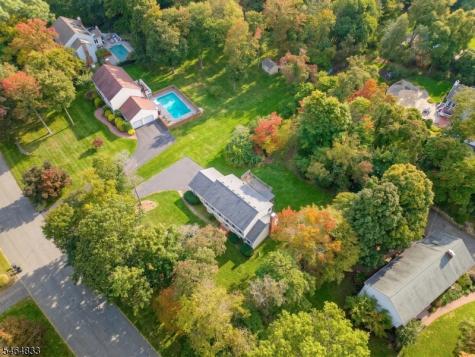 8 Kerry Place Mount Olive NJ 07836