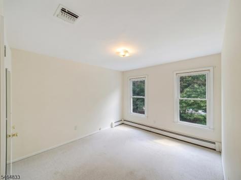8 Kerry Place Mount Olive NJ 07836