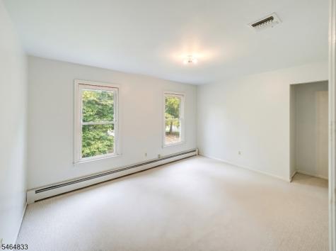 8 Kerry Place Mount Olive NJ 07836