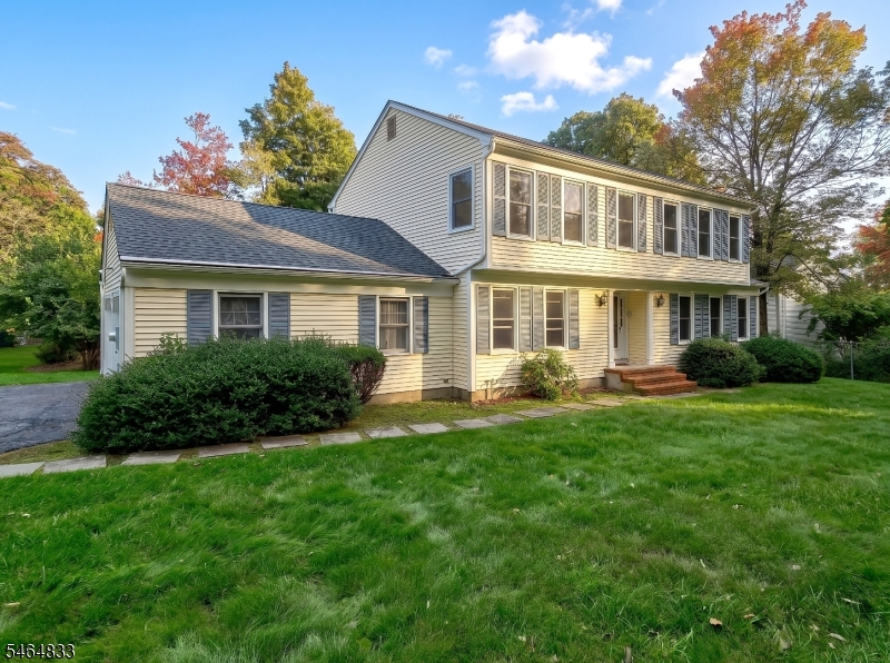 8 Kerry Place Mount Olive NJ 07836