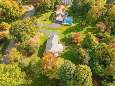 8 Kerry Place Mount Olive NJ 07836
