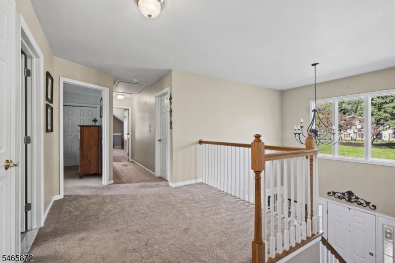 3 Rolling Lane Raritan NJ 08822