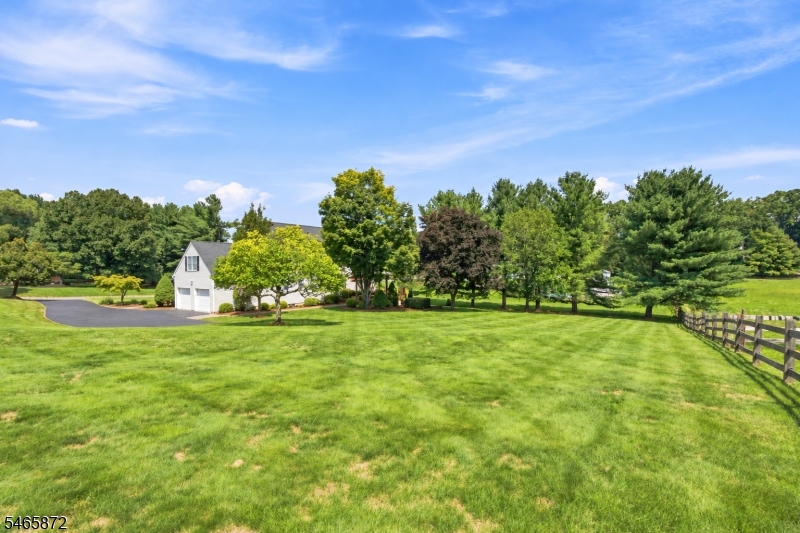 3 Rolling Lane Raritan NJ 08822