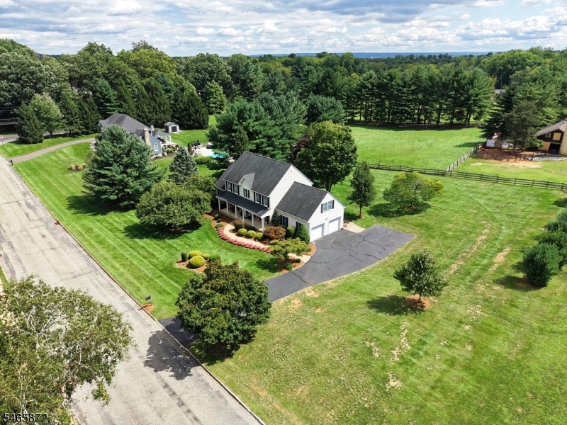 3 Rolling Lane Raritan NJ 08822