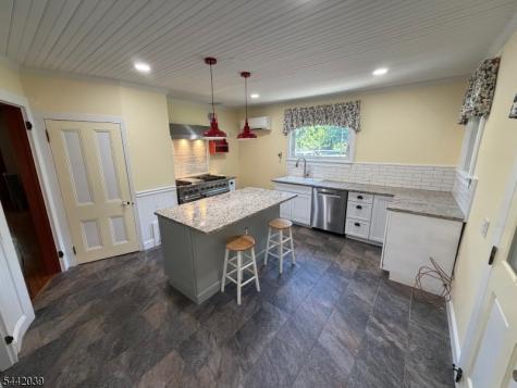 689 Bartley Road Mount Olive NJ 07930
