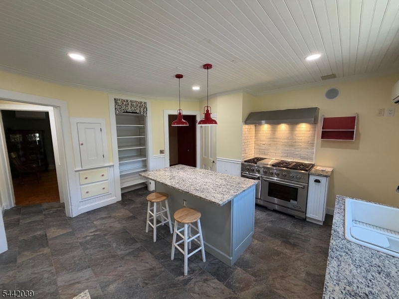 689 Bartley Road Mount Olive NJ 07930
