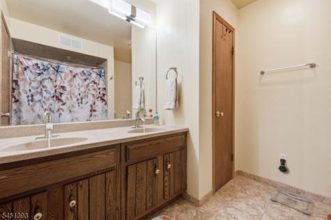 235 Cherokee Road Andover NJ 07848