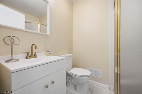 235 Cherokee Road Andover NJ 07848