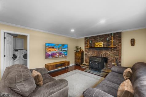 6 Hillsdale Terrace Vernon NJ 07461