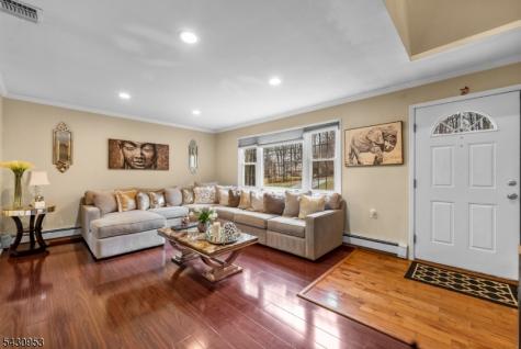6 Hillsdale Terrace Vernon NJ 07461