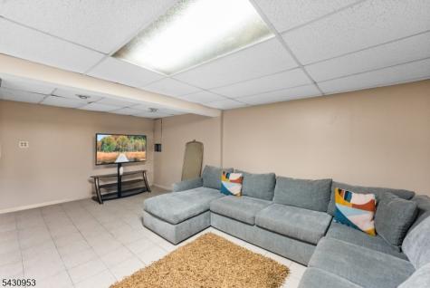 6 Hillsdale Terrace Vernon NJ 07461