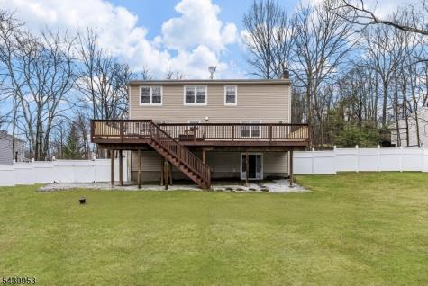 6 Hillsdale Terrace Vernon NJ 07461