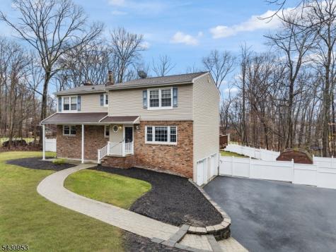 6 Hillsdale Terrace Vernon NJ 07461