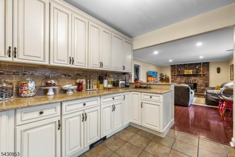 6 Hillsdale Terrace Vernon NJ 07461