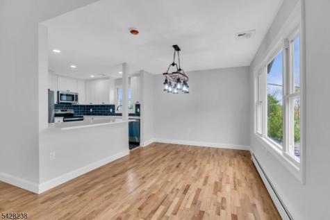 26 Laurie Road Roxbury NJ 07850