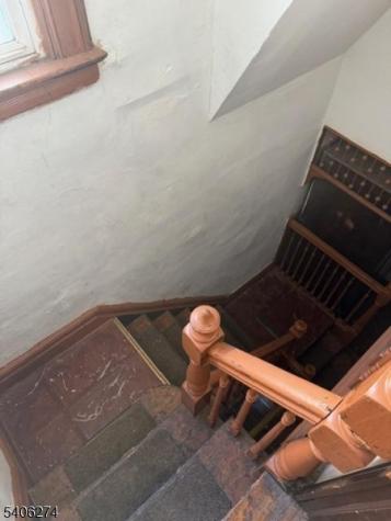 199 Hollywood Avenue East Orange NJ 07018