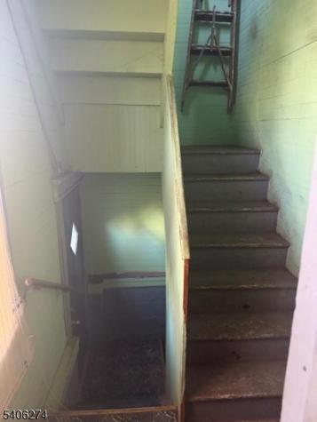 199 Hollywood Avenue East Orange NJ 07018