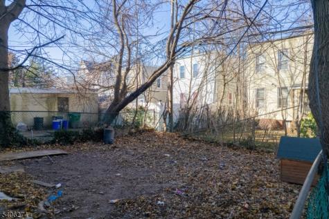 199 Hollywood Avenue East Orange NJ 07018