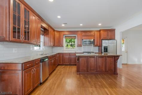 16 Lacey Avenue Long Hill NJ 07933
