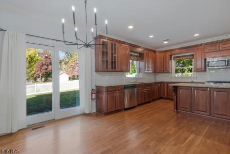 16 Lacey Avenue Long Hill NJ 07933