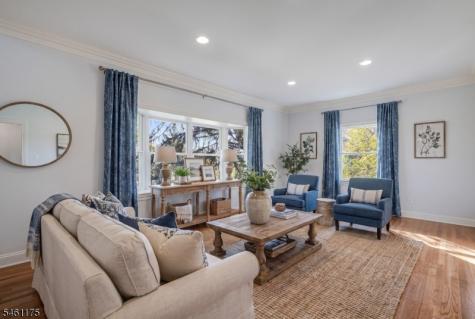 16 Lacey Avenue Long Hill NJ 07933
