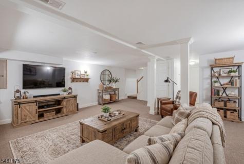 16 Lacey Avenue Long Hill NJ 07933