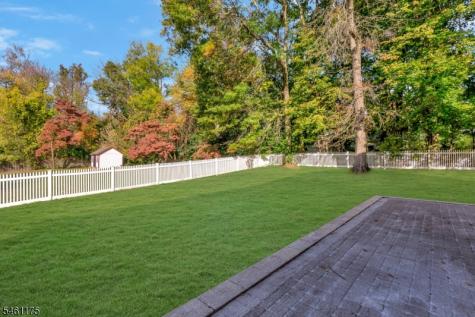 16 Lacey Avenue Long Hill NJ 07933
