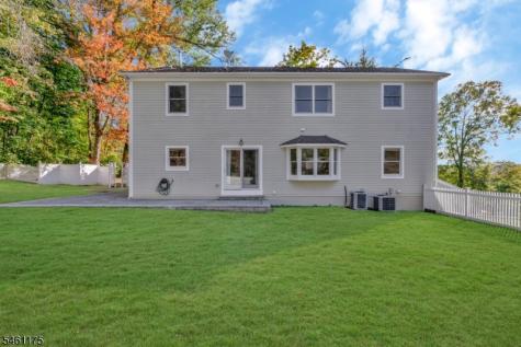 16 Lacey Avenue Long Hill NJ 07933