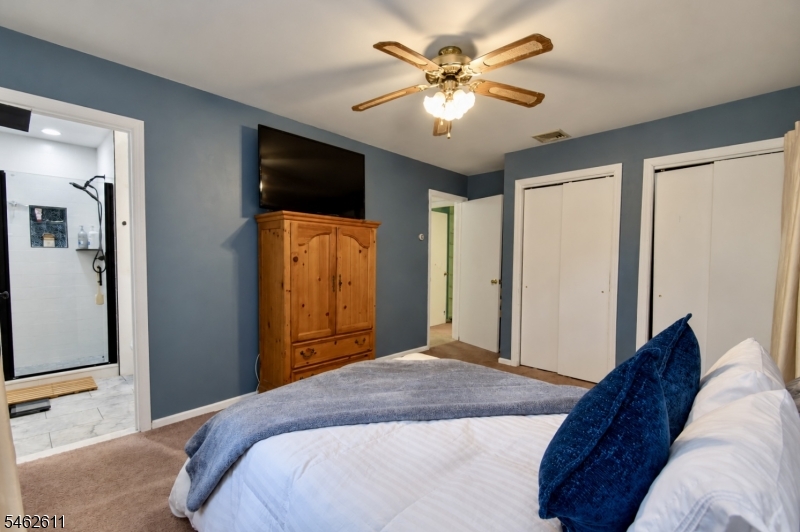 21 Fall Drive Hardyston NJ 07460