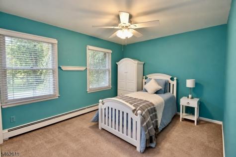 21 Fall Drive Hardyston NJ 07460