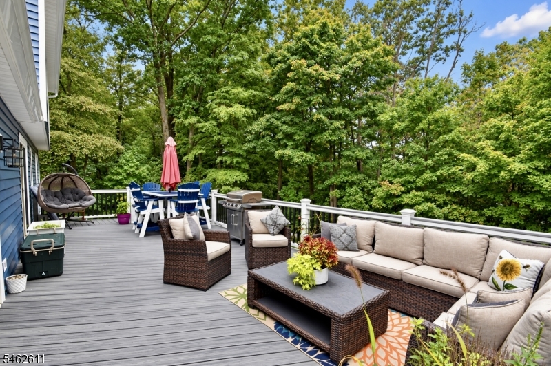 21 Fall Drive Hardyston NJ 07460