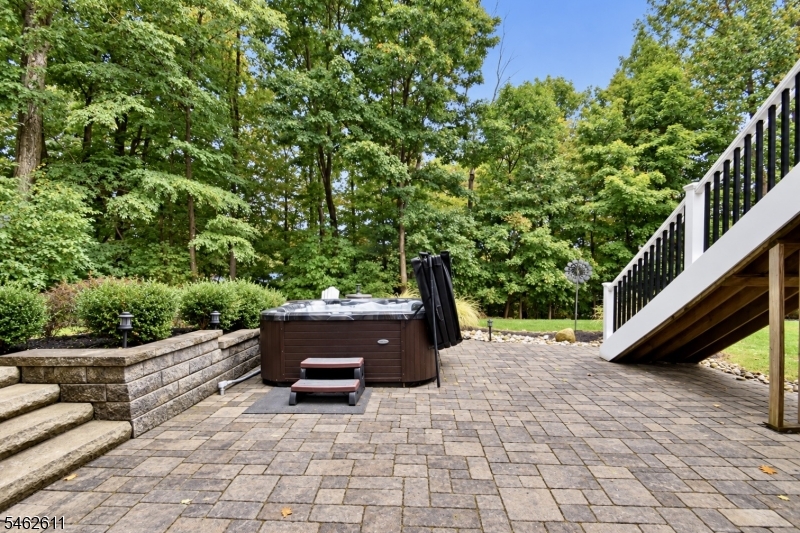21 Fall Drive Hardyston NJ 07460