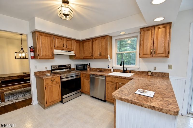 21 Fall Drive Hardyston NJ 07460