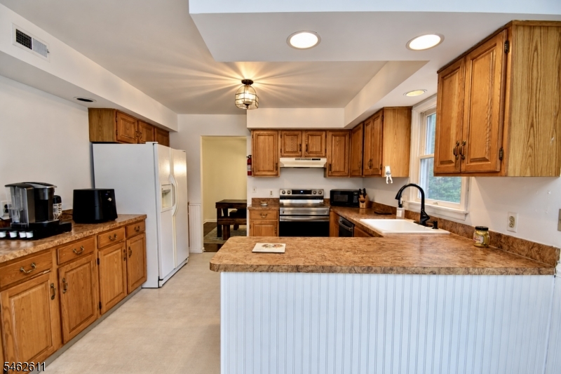 21 Fall Drive Hardyston NJ 07460