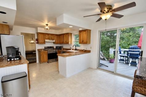 21 Fall Drive Hardyston NJ 07460