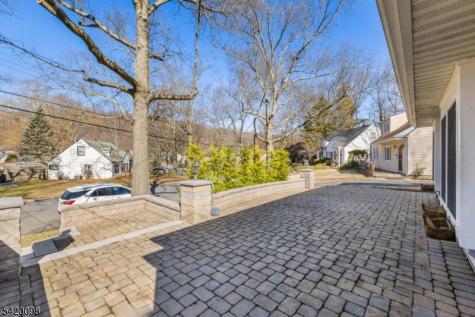 15 Nestro Road West Orange NJ 07052