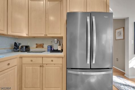 33 Pony Lane Raritan NJ 08822