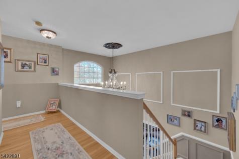 33 Pony Lane Raritan NJ 08822